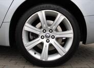Jaguar XF 9