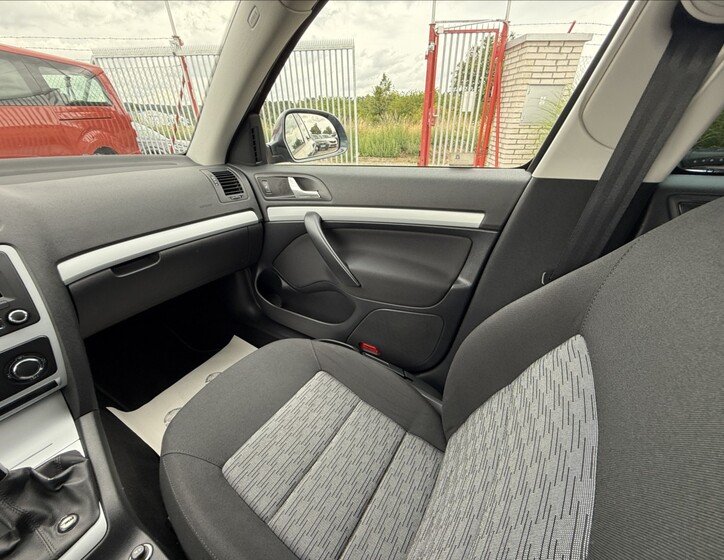 Škoda Octavia 29