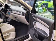 Audi Q3 27