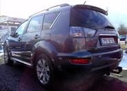Mitsubishi Outlander 5
