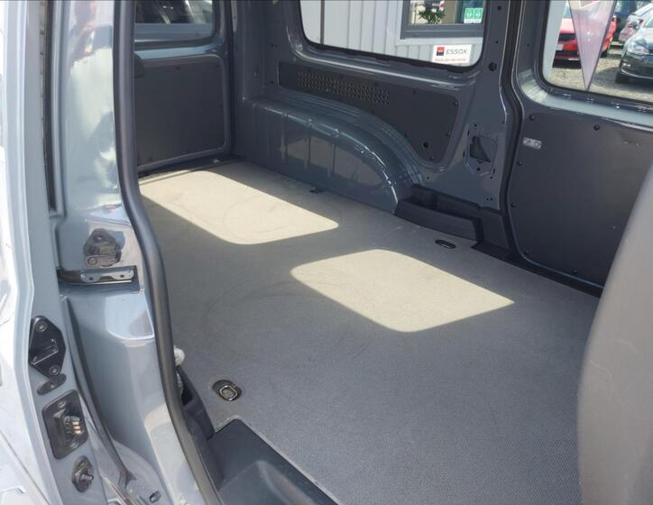 Volkswagen Caddy 19