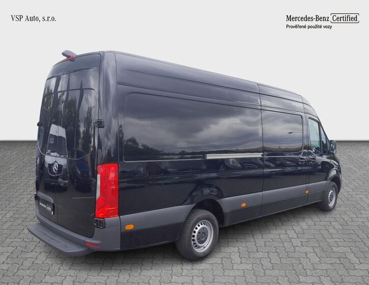 Mercedes-Benz Sprinter 5
