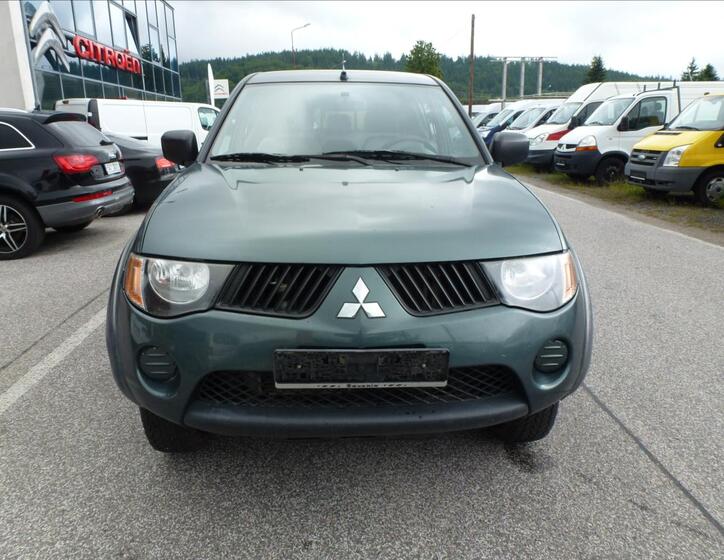 Mitsubishi L200 3