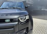 Land Rover Defender 25