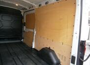Ford Transit 9