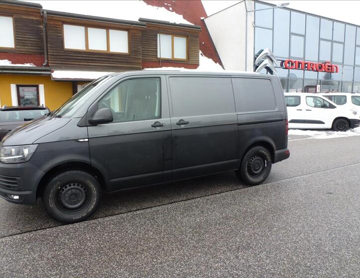 Volkswagen Transporter 13