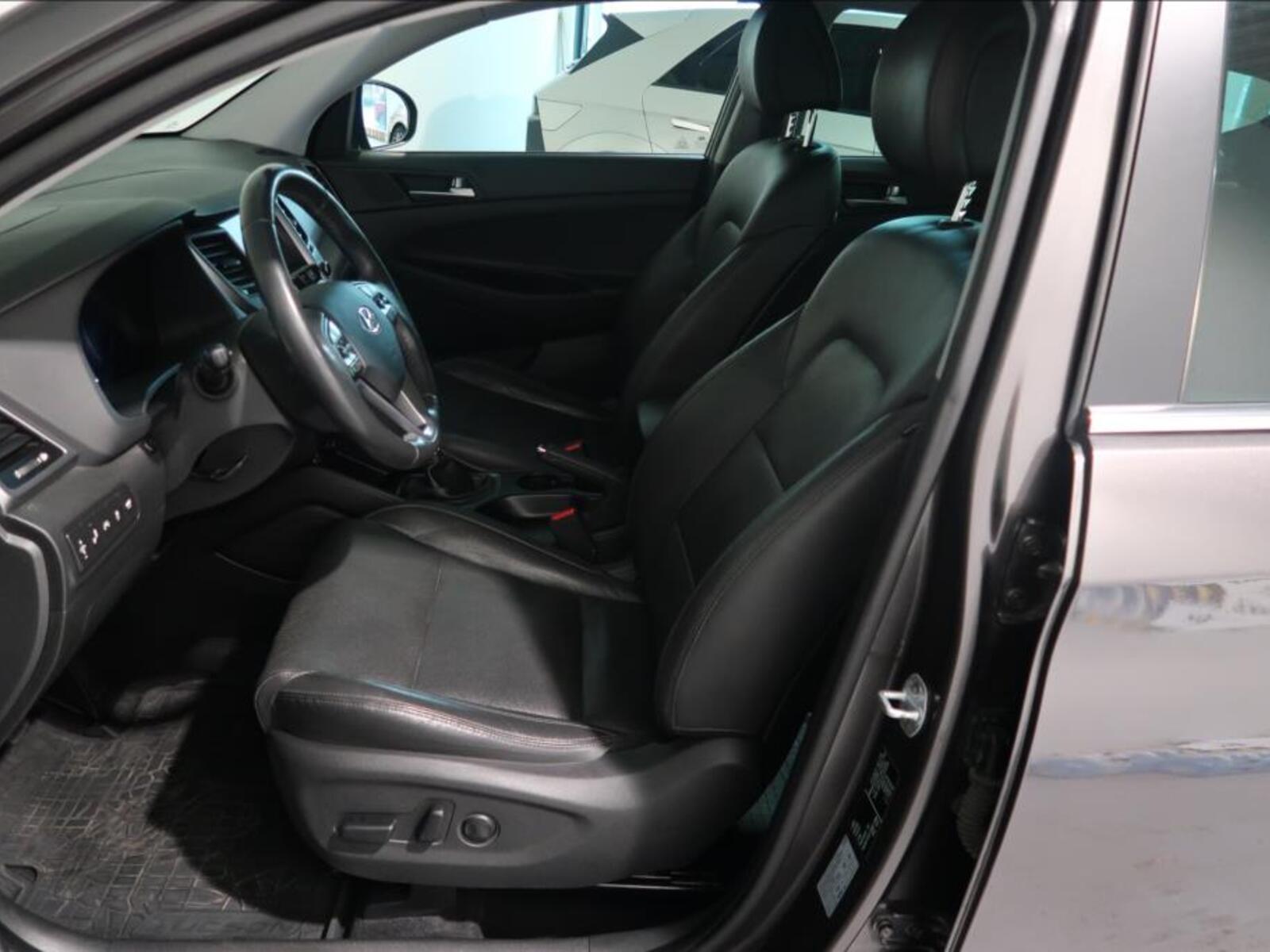 Hyundai Tucson 7