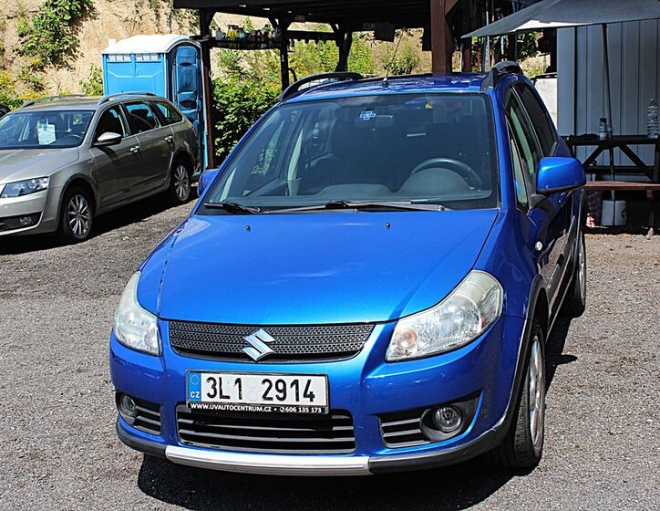 Suzuki SX4 1
