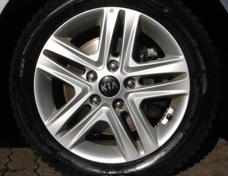 KIA Ceed 12