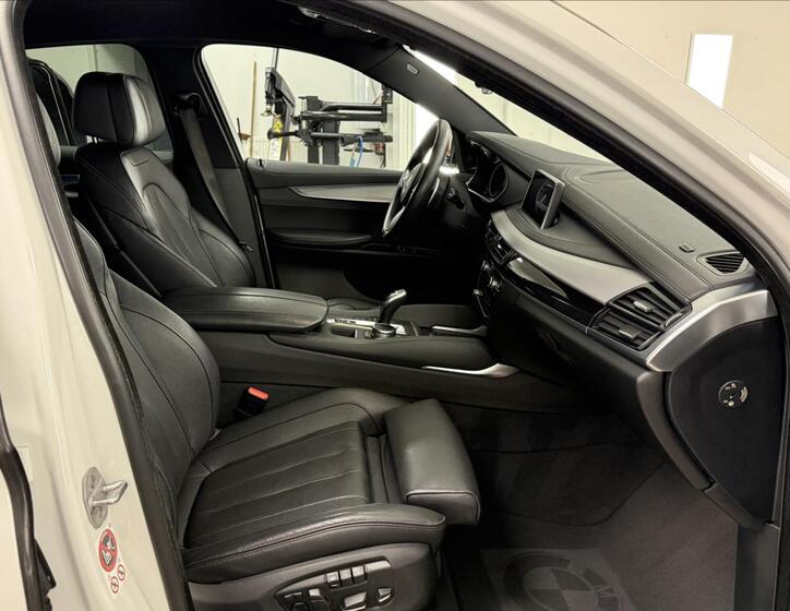BMW X6 10