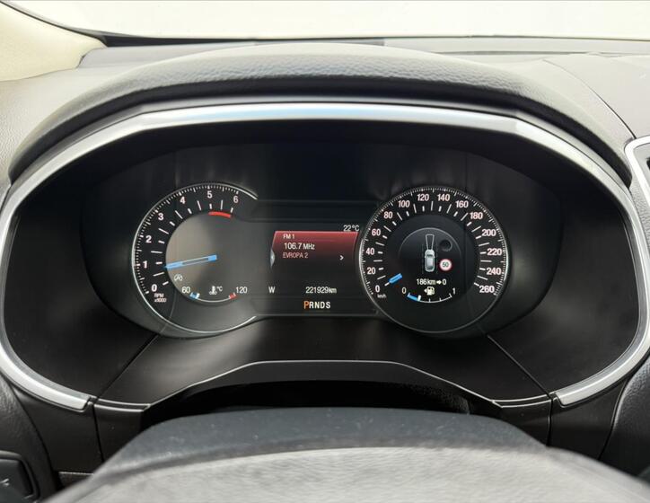 Ford Edge 9