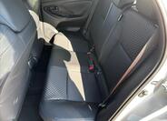 Toyota Yaris 9