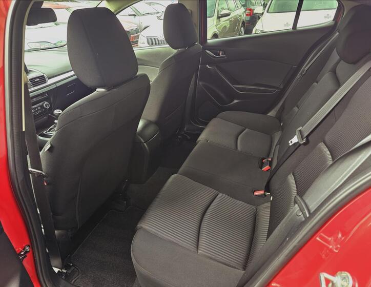 Mazda 3 27