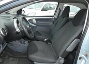 Toyota Aygo 8