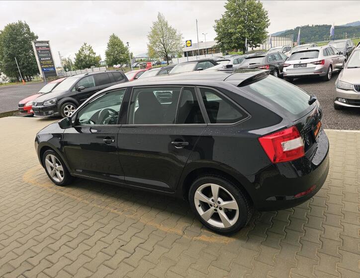 Škoda Rapid 9