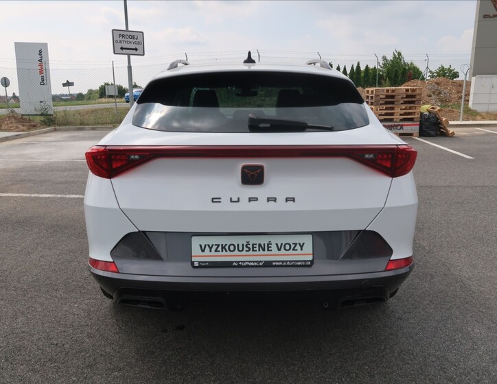 Cupra Formentor 6
