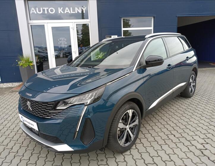 Peugeot 5008 1