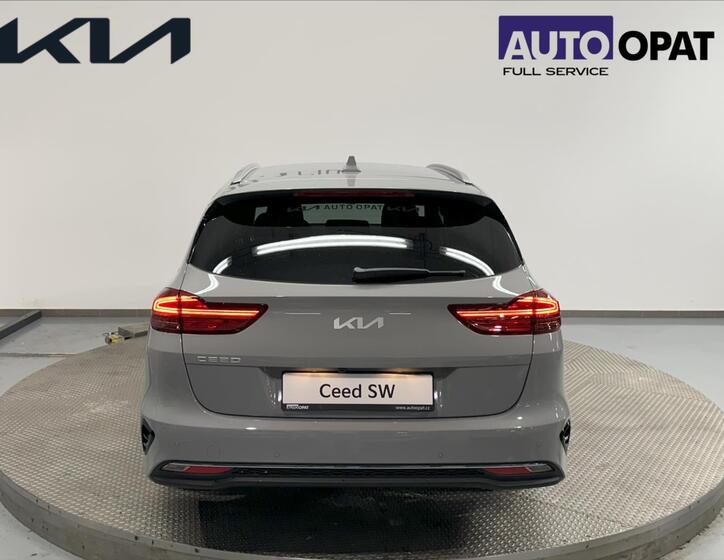 KIA Ceed 4