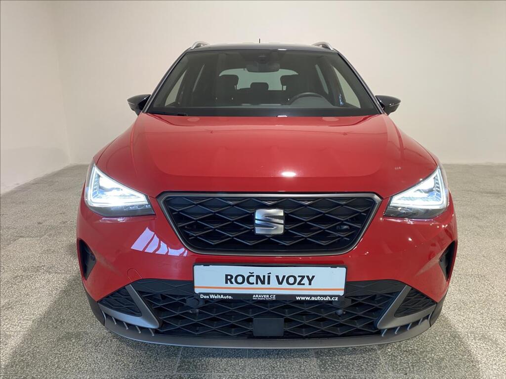 Seat Arona 4