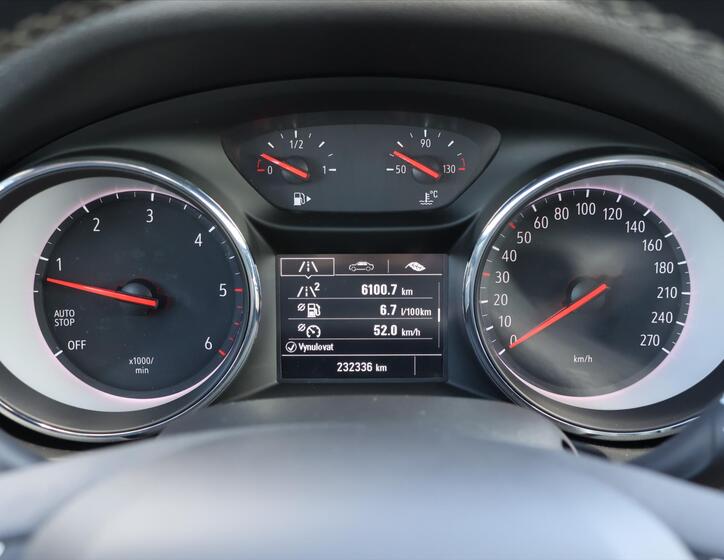 Opel Insignia 20