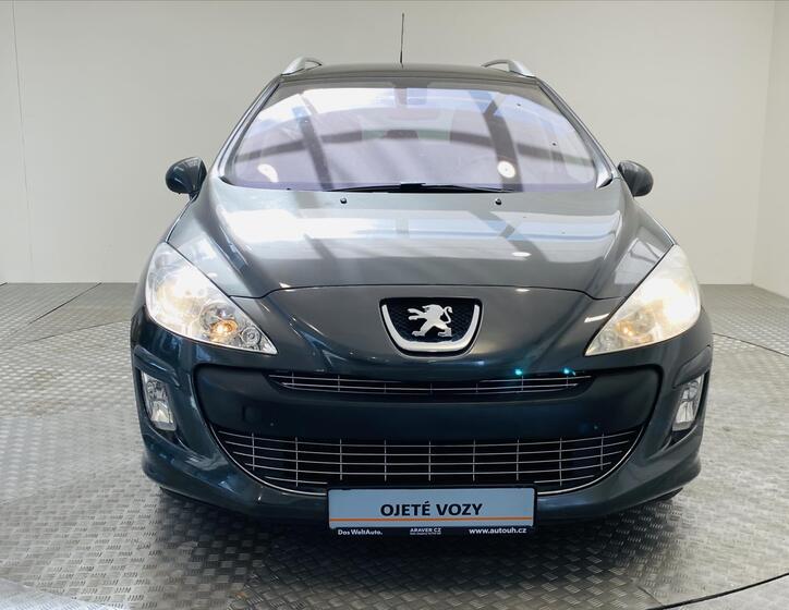 Peugeot 308 4