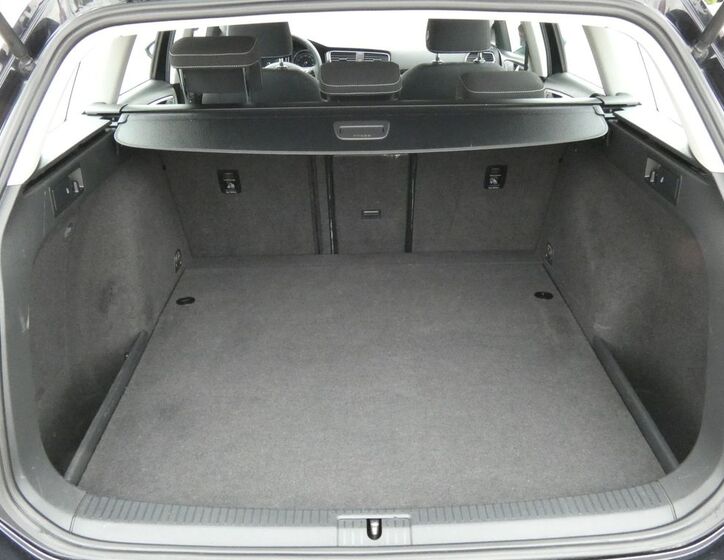 Volkswagen Golf 40
