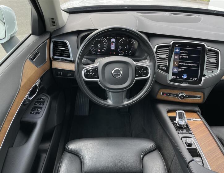 Volvo XC90 7