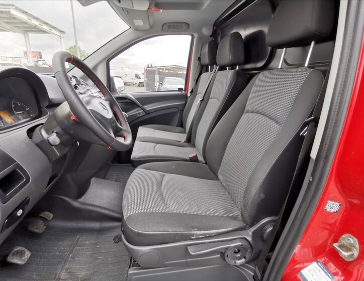 Mercedes-Benz Vito 5