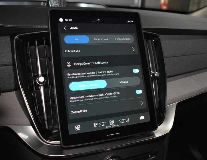 Volvo XC90 36