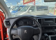 Peugeot Traveller 10
