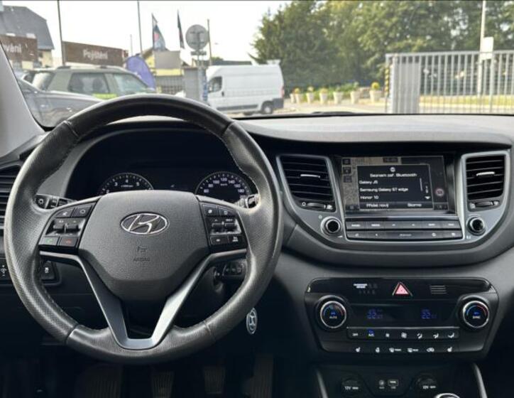 Hyundai Tucson 11