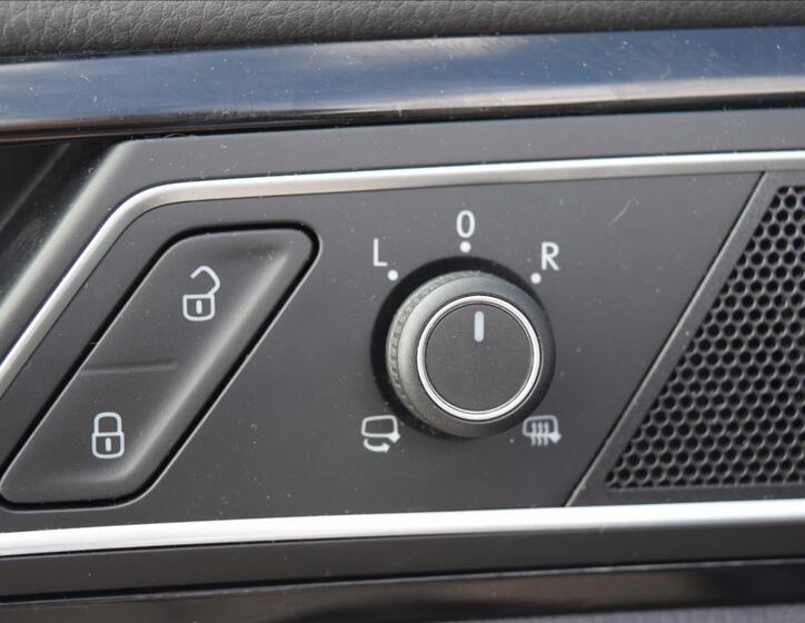 Volkswagen Golf Sportsvan 33
