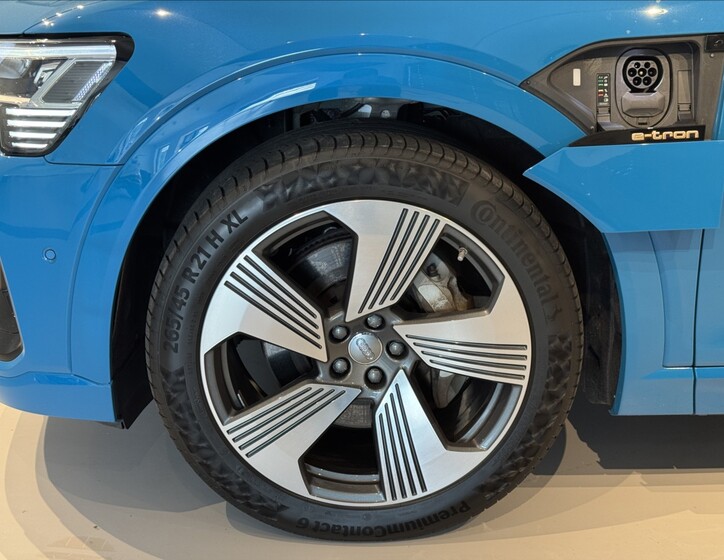 Audi e-tron 6