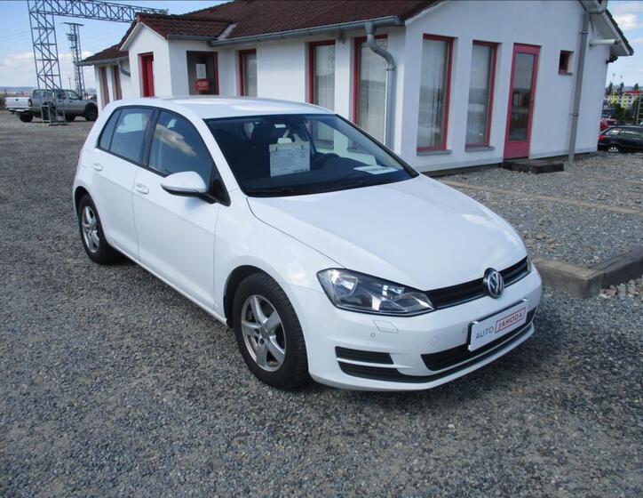 Volkswagen Golf 1