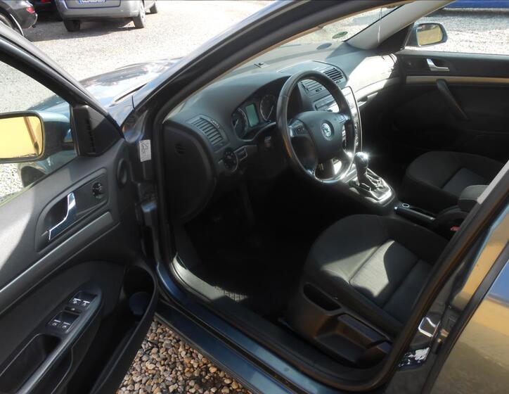 Škoda Octavia 11