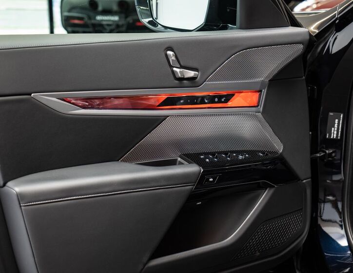BMW Řada 7 6
