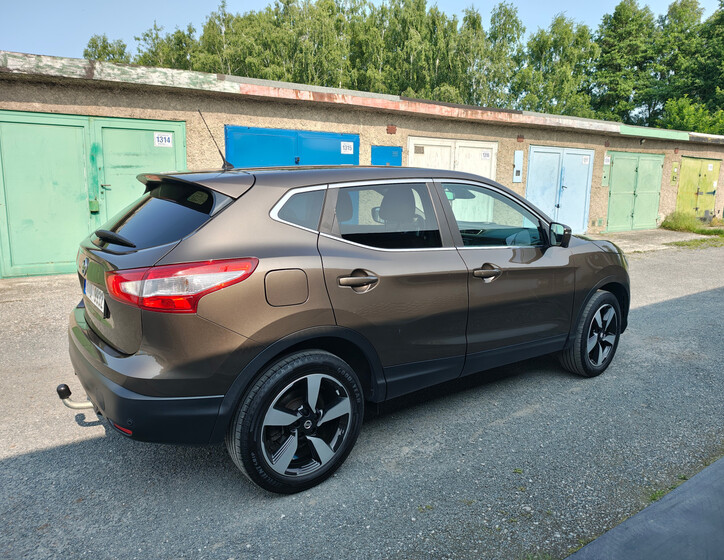 Nissan Qashqai 1