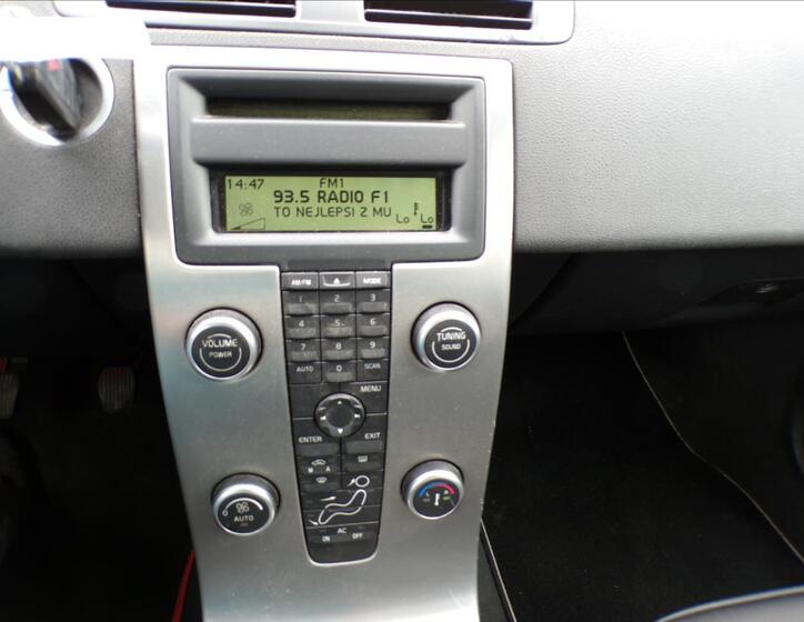Volvo V50 9