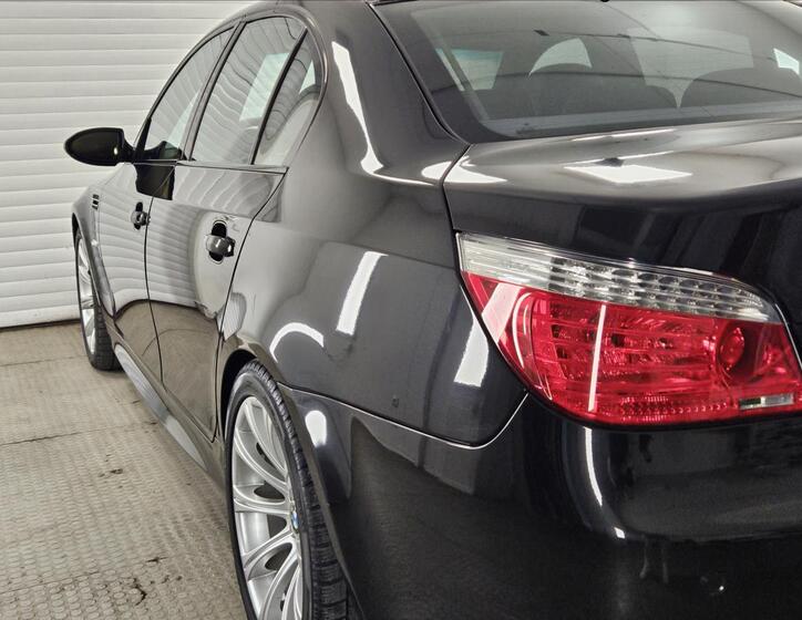 BMW M5 39