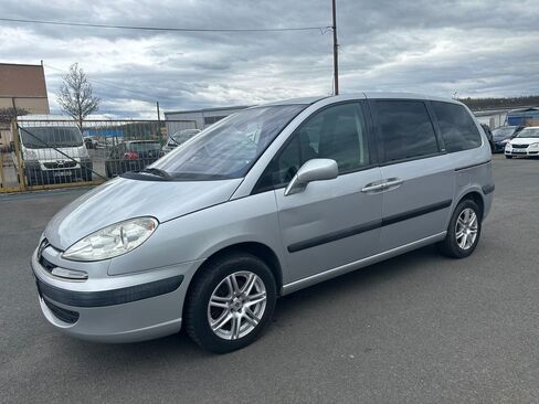 Peugeot 807