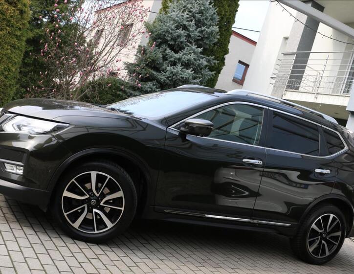 Nissan X-Trail 15
