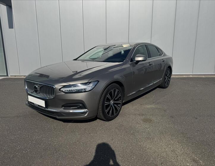 Volvo S90 1