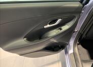 Hyundai i30 13