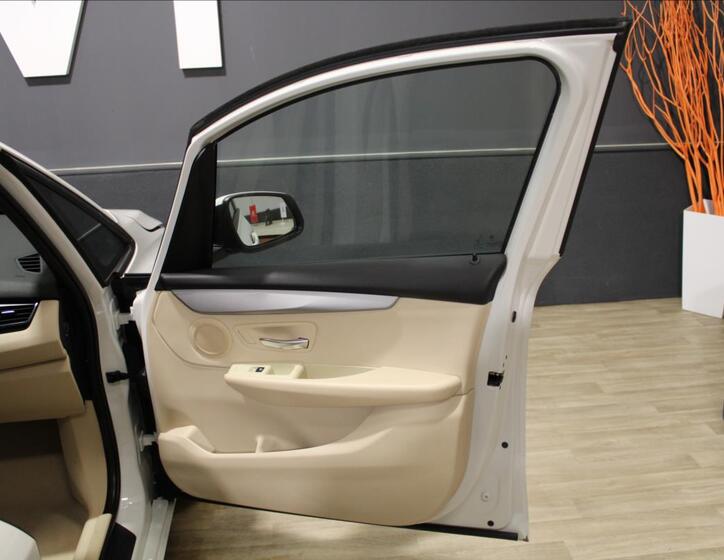 BMW Řada 2 22