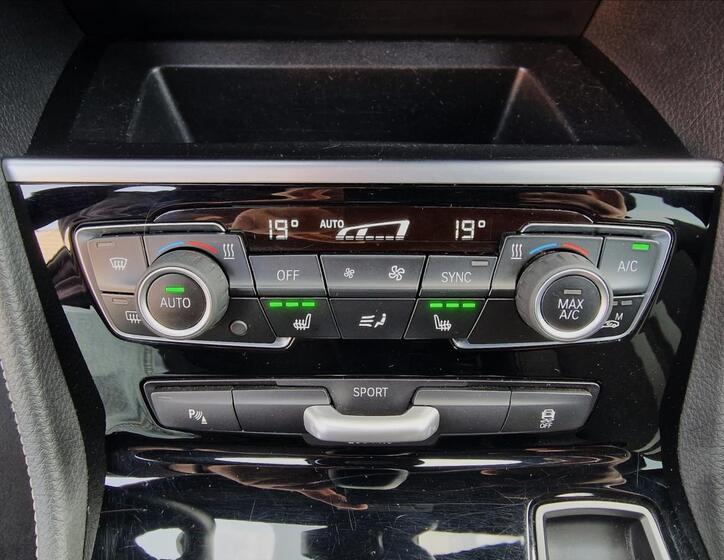 BMW Řada 2 33