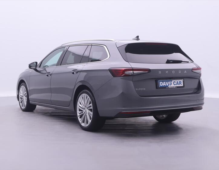 Škoda Superb 43