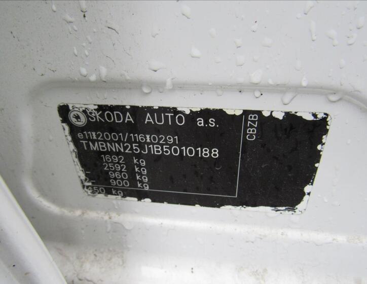 Škoda Roomster 25