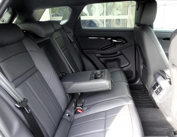 Land Rover Range Rover Evoque 25