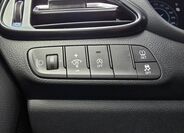 Hyundai i30 16
