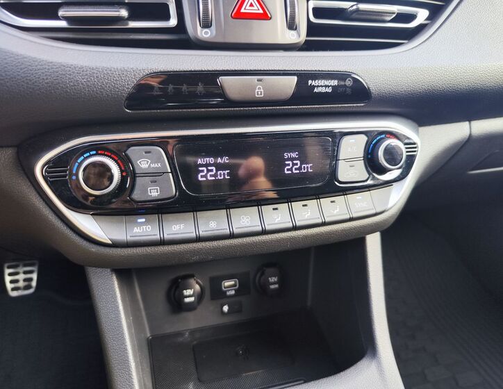 Hyundai i30 21
